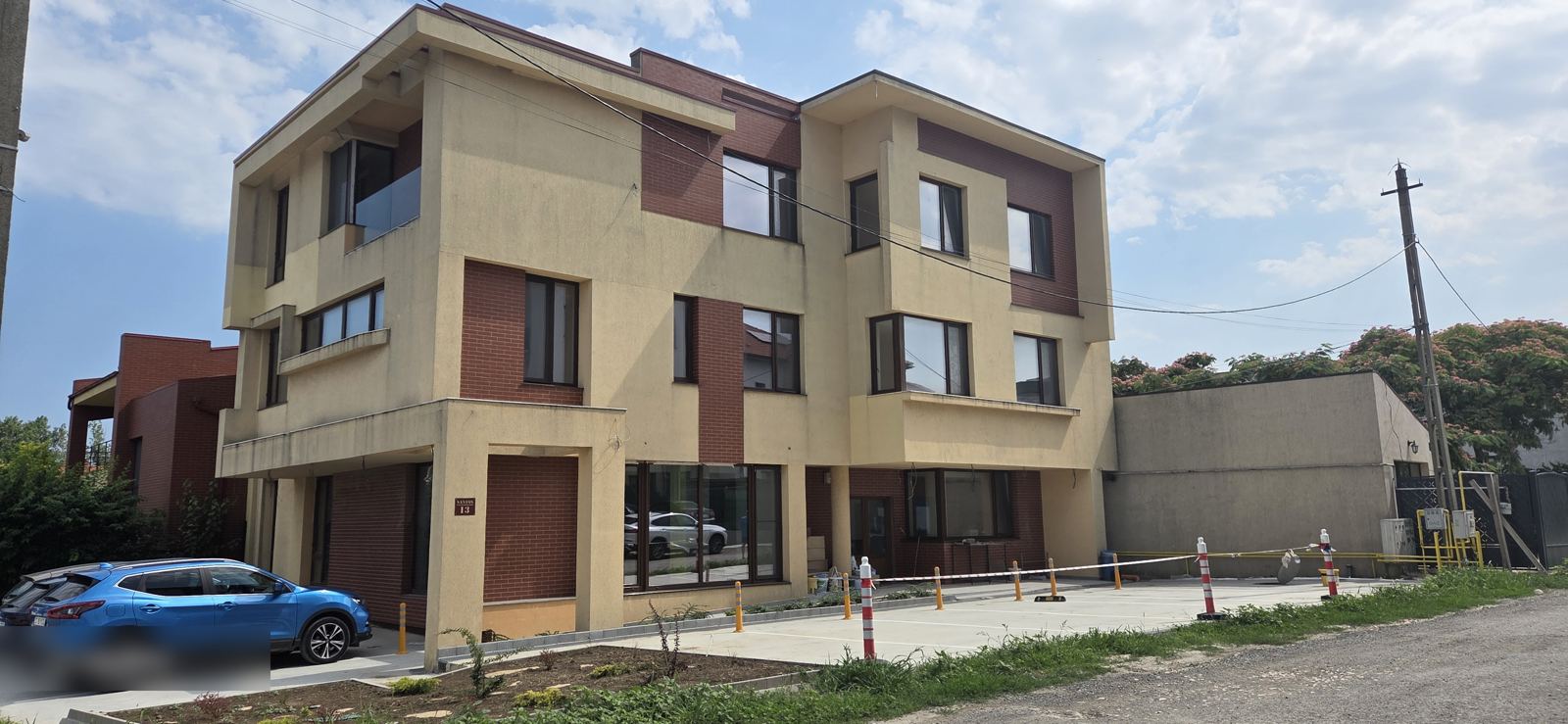 Clădire de birouri modernă în Constanța